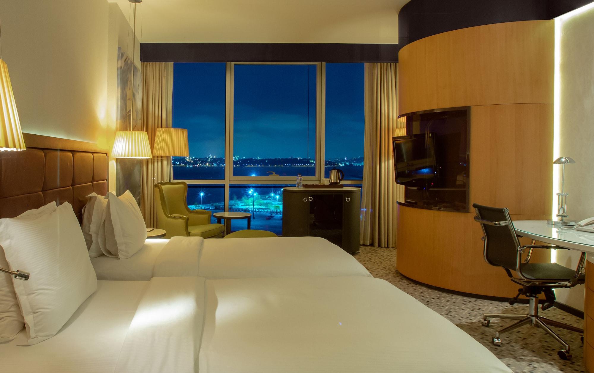מלון Doubletree By Hilton - Moda 5*
