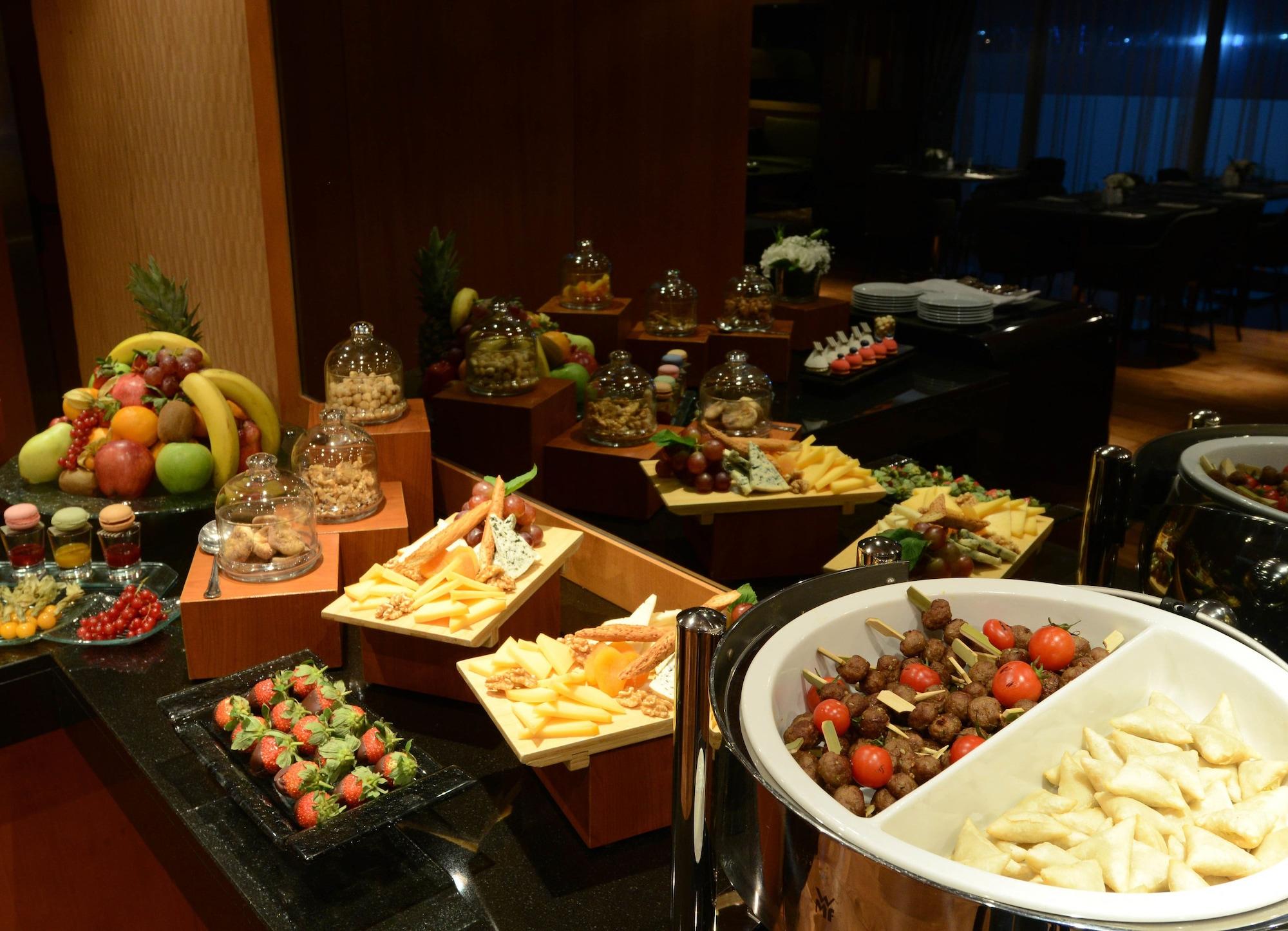 מלון Doubletree By Hilton - Moda 5*