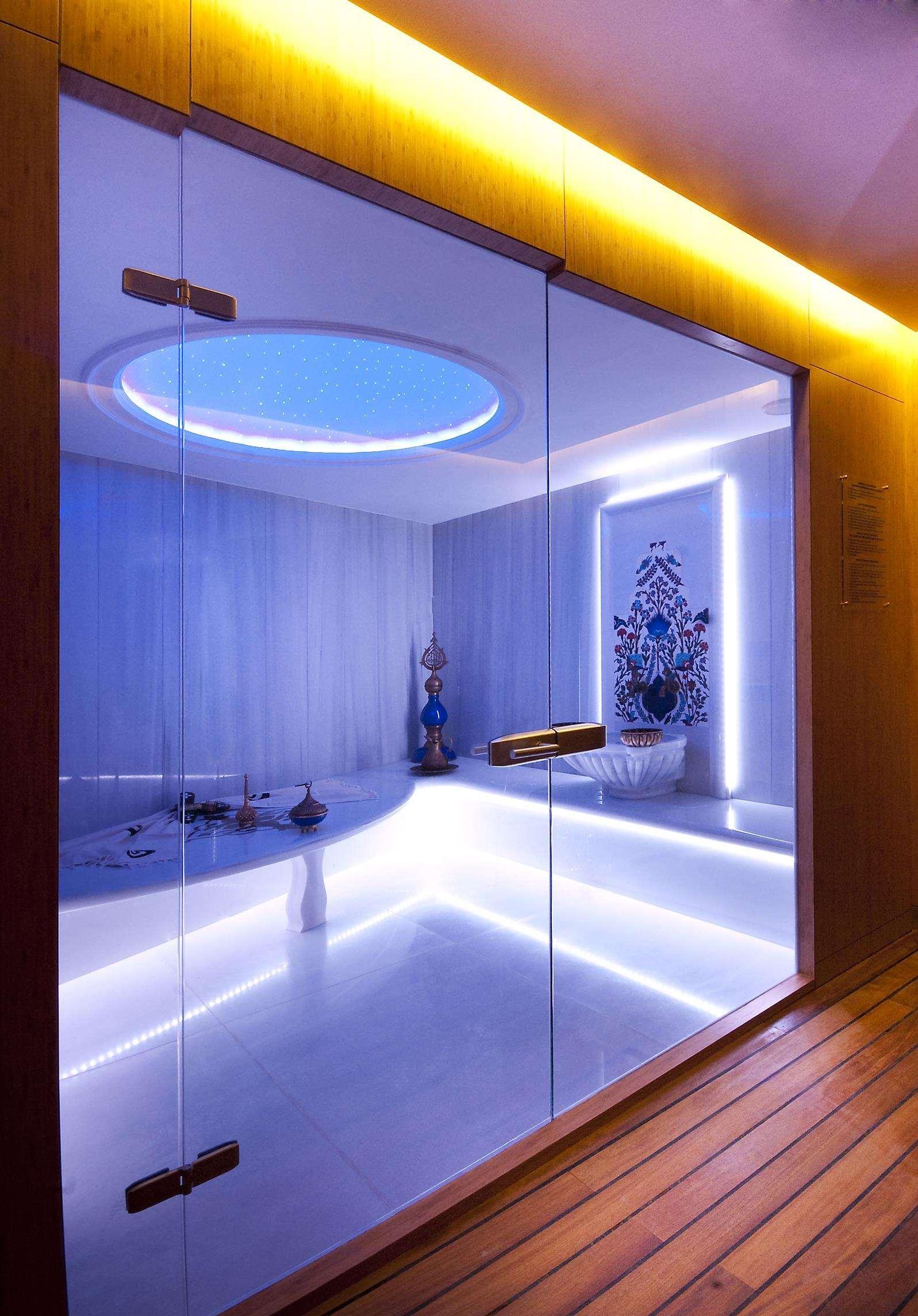 Doubletree By Hilton - Moda Otel 5*