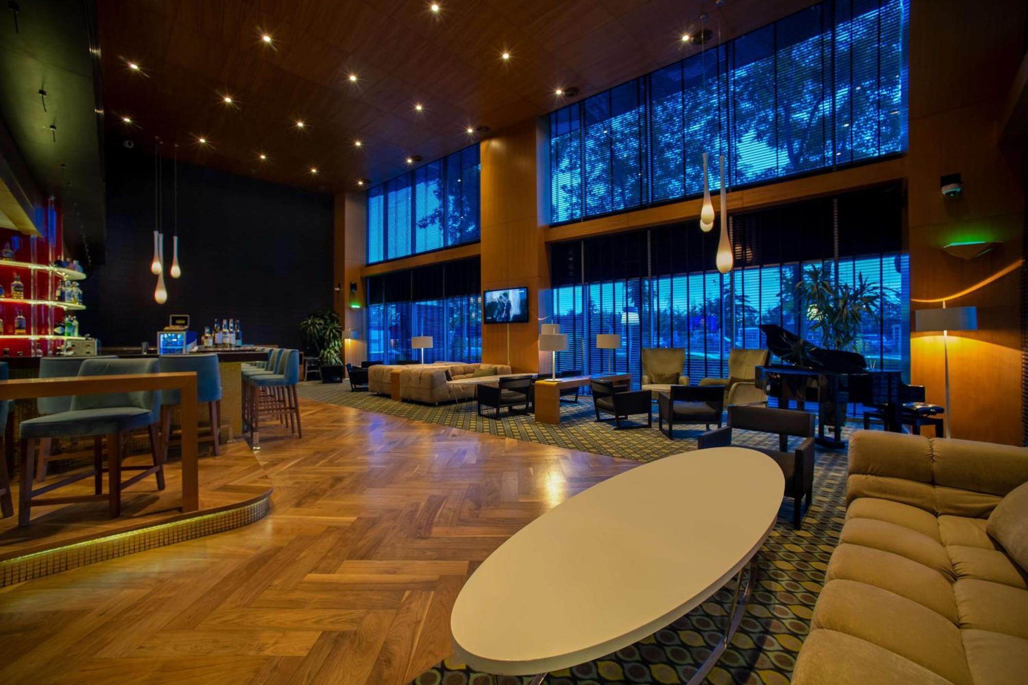 מלון Doubletree By Hilton - Moda 5*